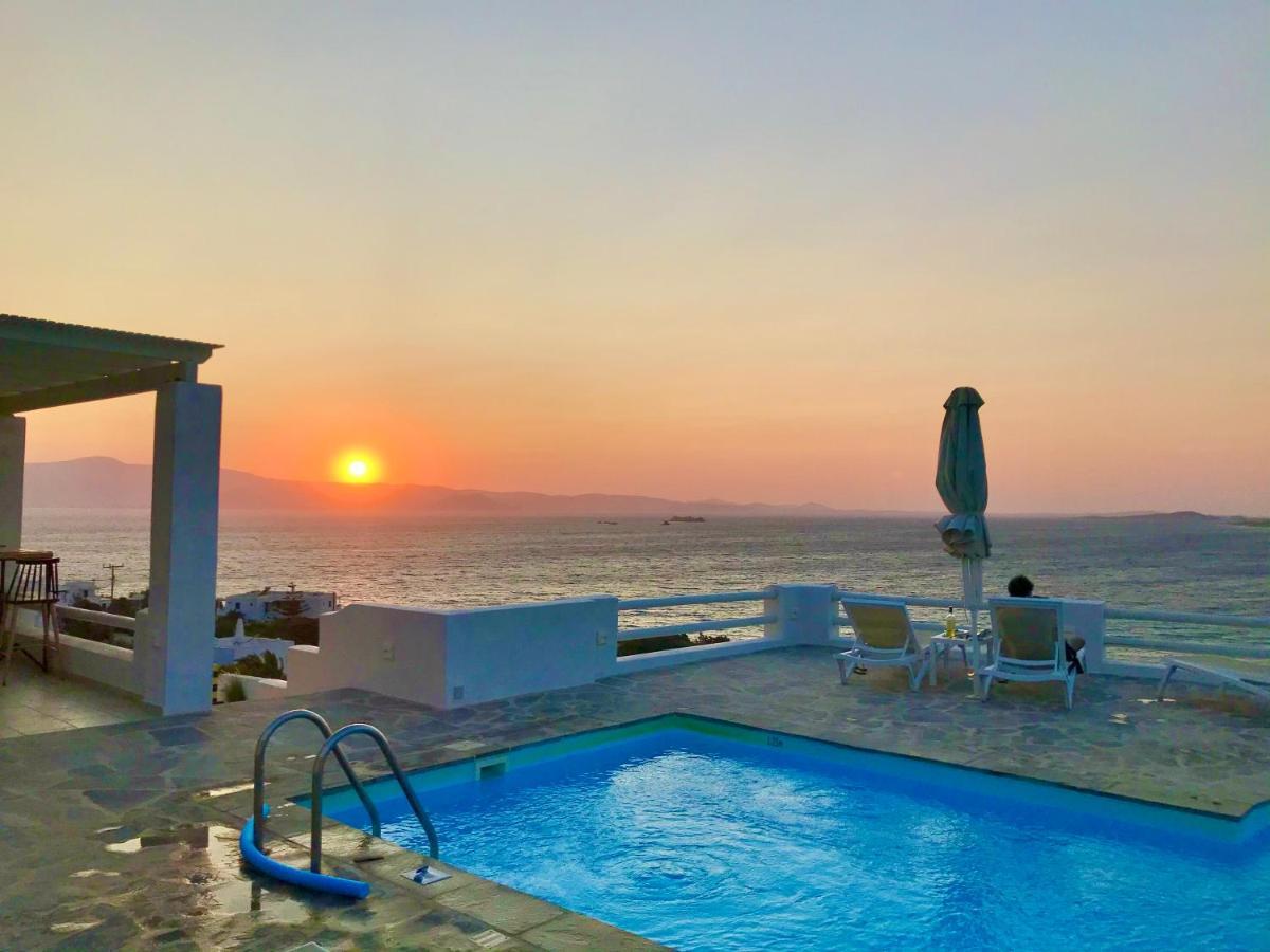 Apricot And Sea Luxury Mikri Vigla