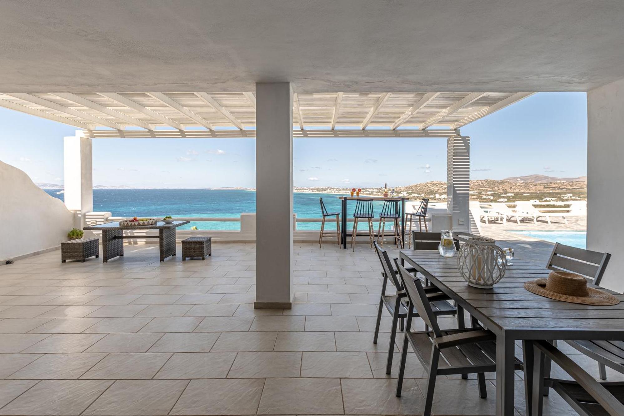 Apricot And Sea Luxury Villa