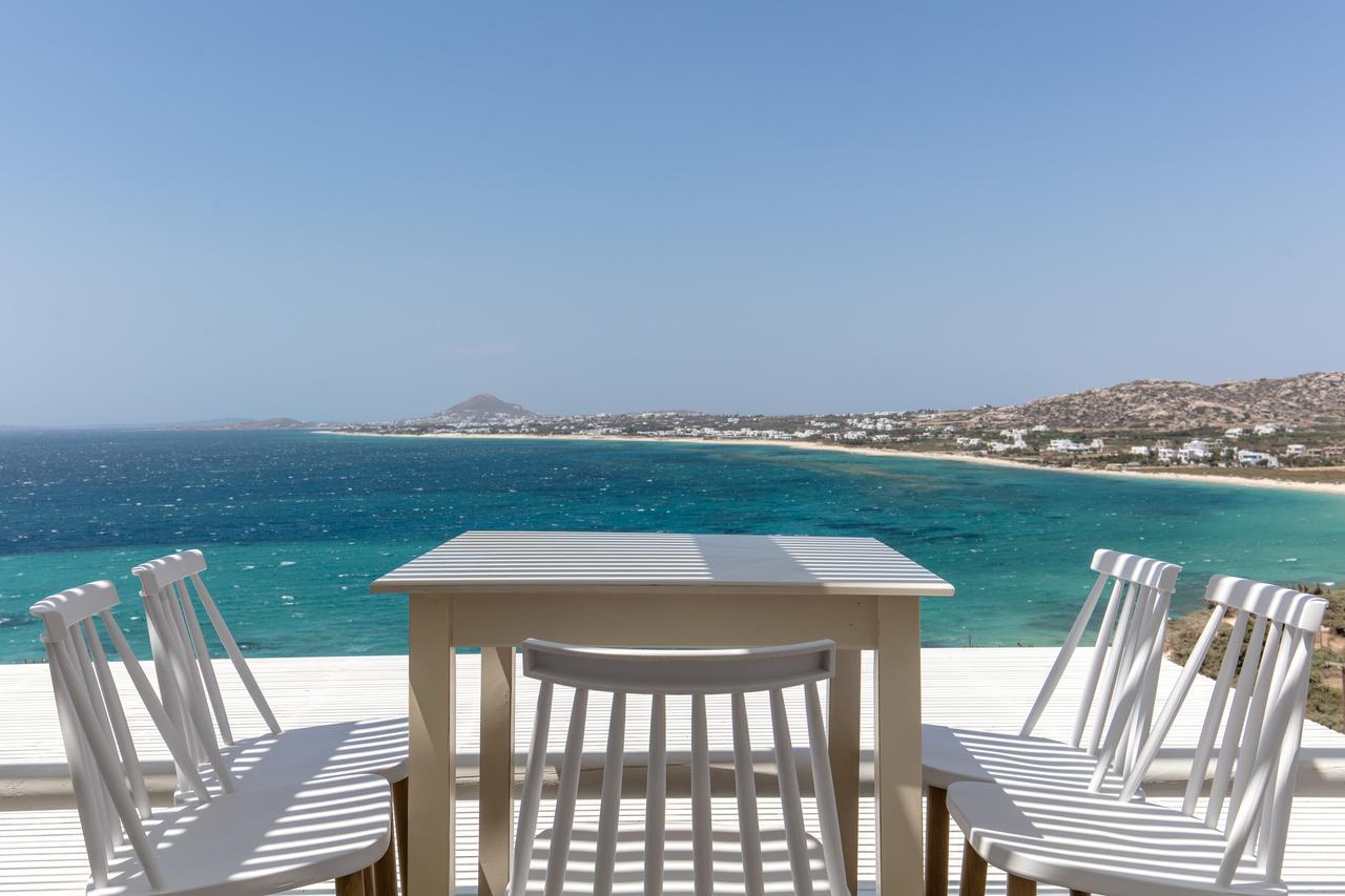 Apricot And Sea Luxury *